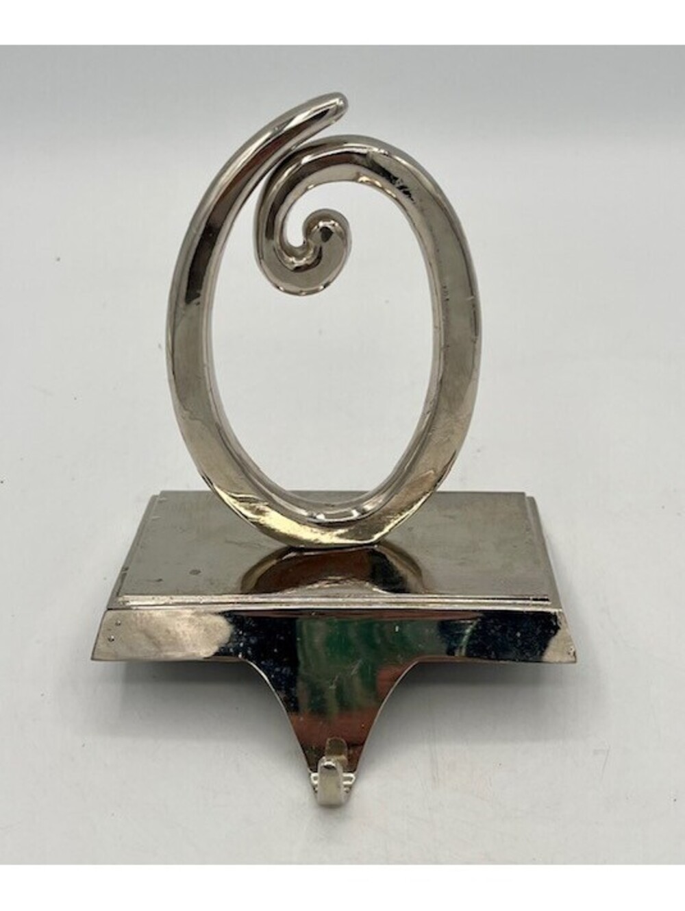 Silver Tone Letter O Initial Christmas Holiday Stocking Holder Hanger.